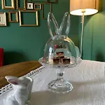 아파트 Attico White Rabbit *